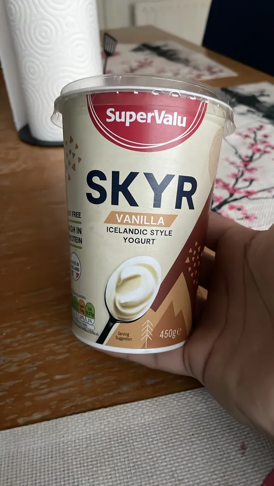SKYR VANILLA ICELANDIC STYLE YOGURT
