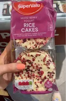 Mixed berry yoghurt rice cakes