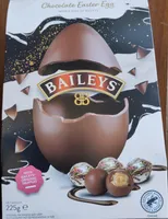 Uovo di cioccolato con aroma Baileys + praline