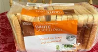 White sliced pan