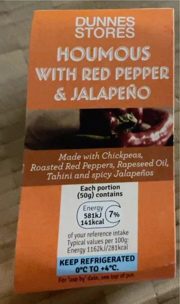 Hummus with red pepper and jalapeño