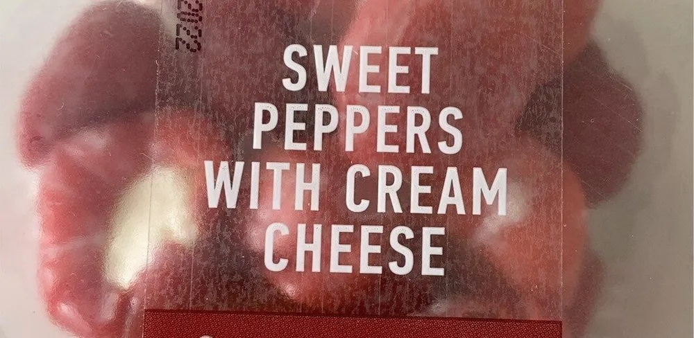 Sweet peppers with cream cheese
