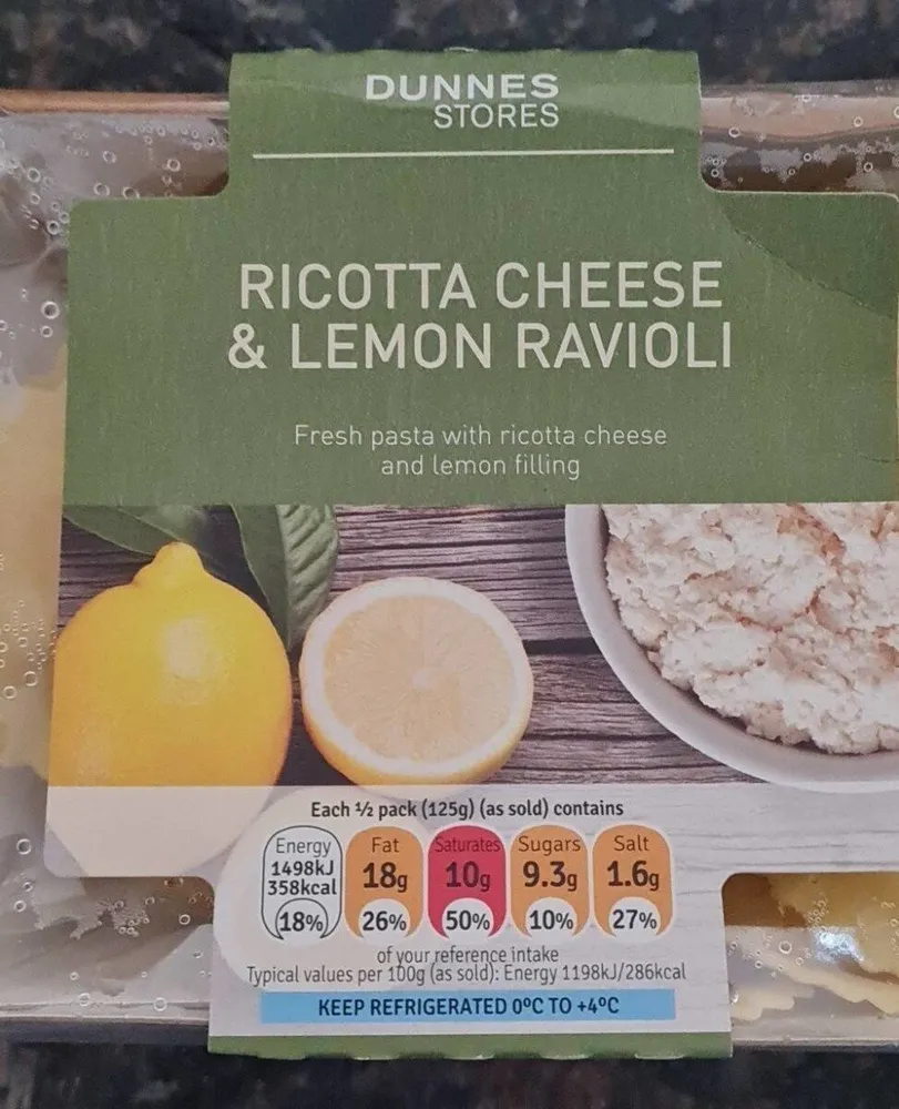 Ricotti cheese and lemon ravioli