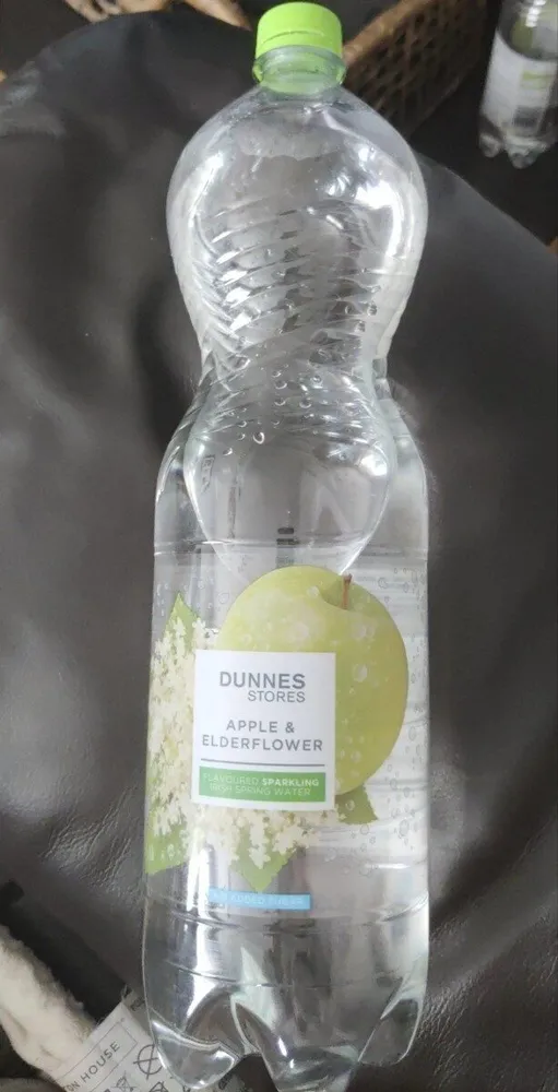 Apple and Elderflower Sparkling Water