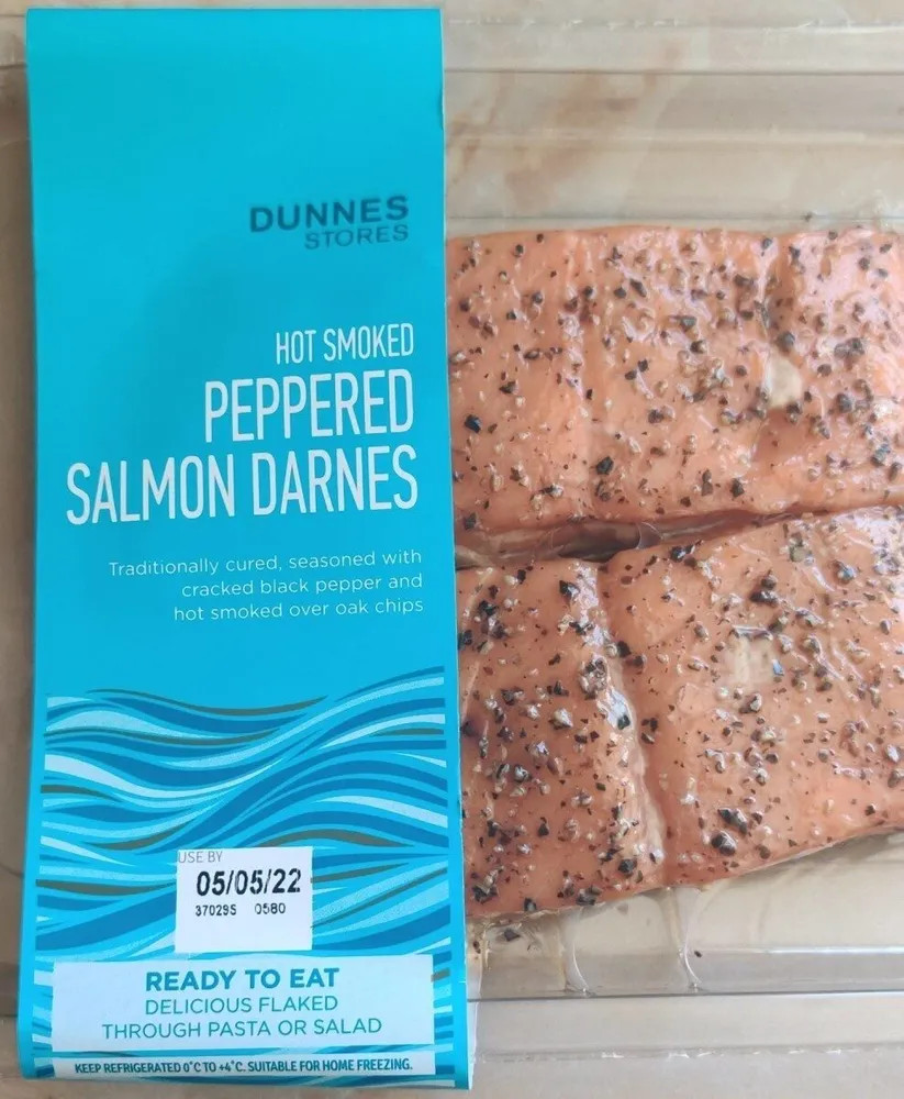Hot smoked peppered salmon darnes