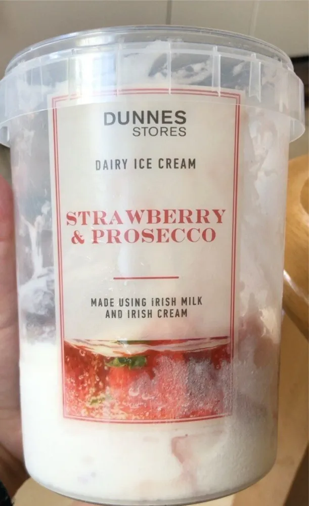 Dairy Ice Cream Strawberry & Prosecco