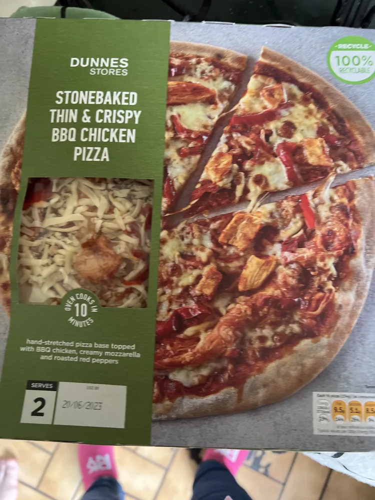 BBQ chicken pizza