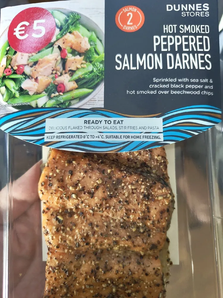 Hot smoked peppered salmon darnes