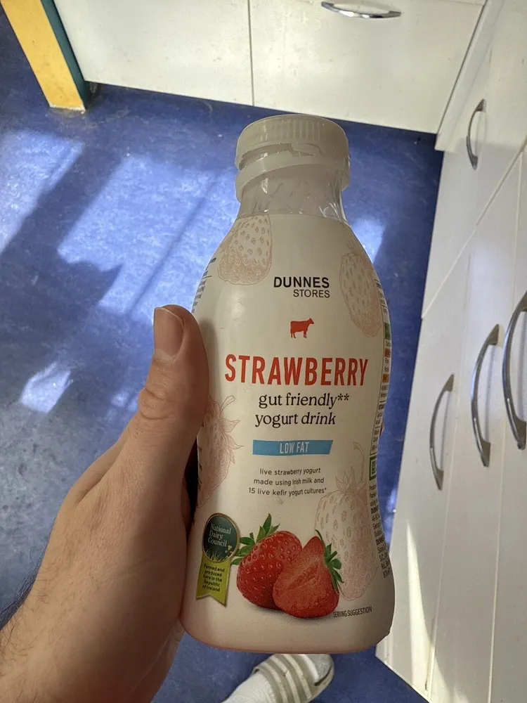 STRAWBERRY gut friendly yogurt drink