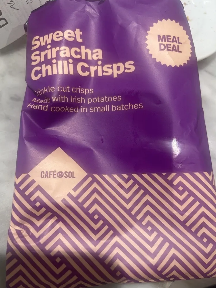 Sweet Sriracha chilli crisps