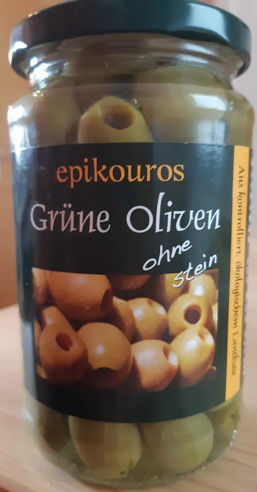 Grüne Oliven ohne Stein