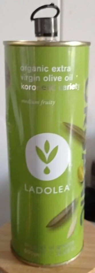 Organic extra virgin olive oil