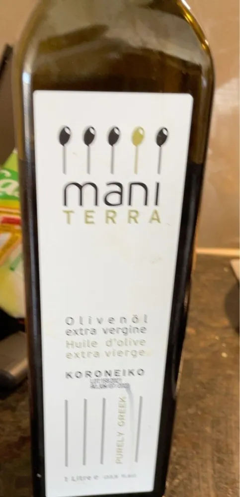 Mani Terra