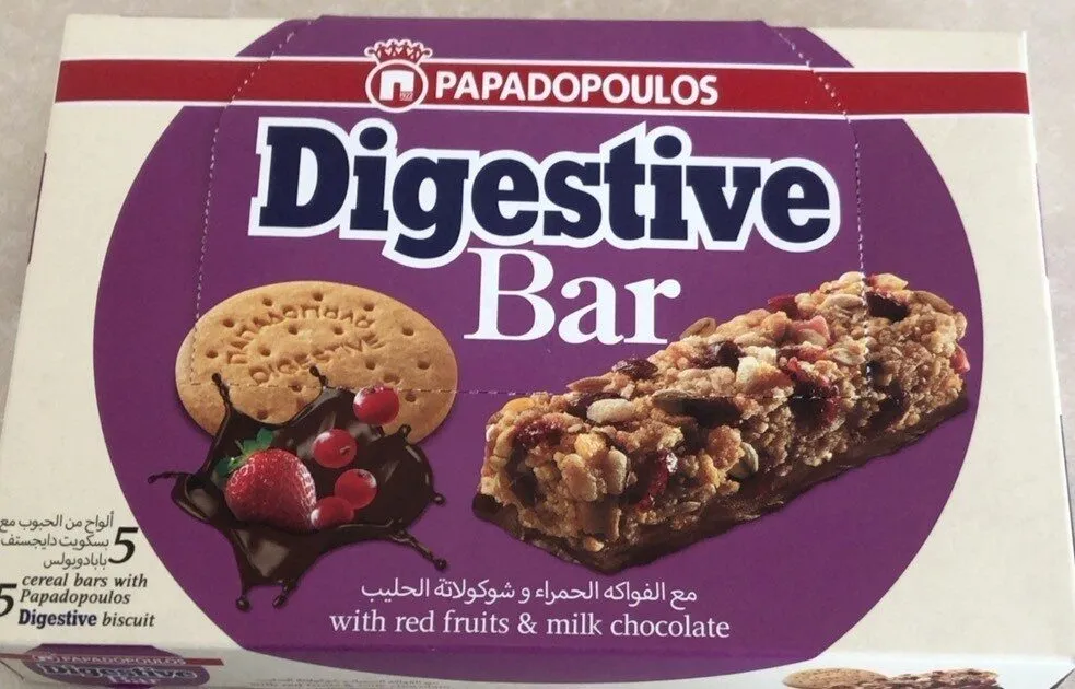Papadopoulos digestive bar with red fruits and milk chocolate