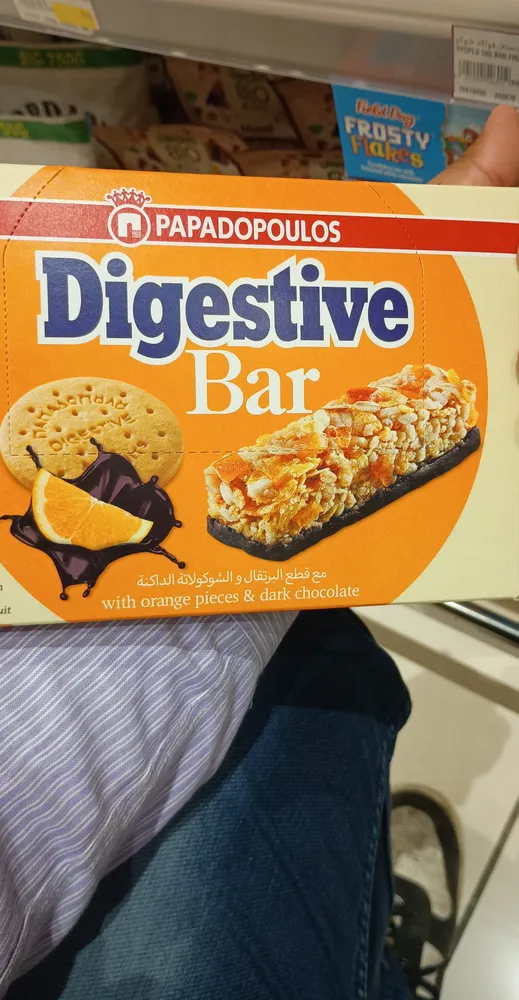 Papadopoulos digestive bar with orange pieces and dark chocolate