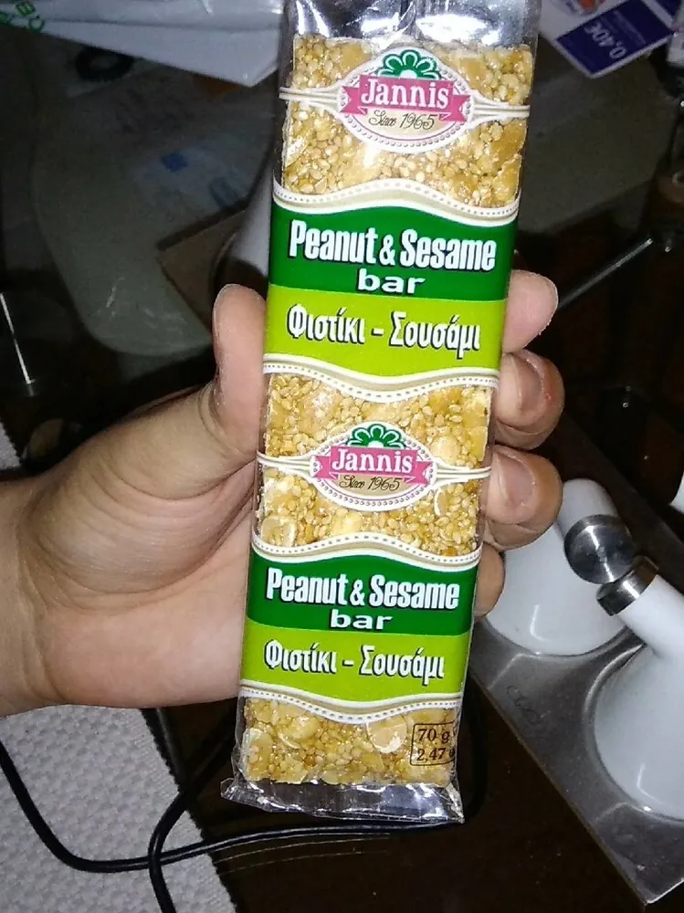Peanut and sesame bar