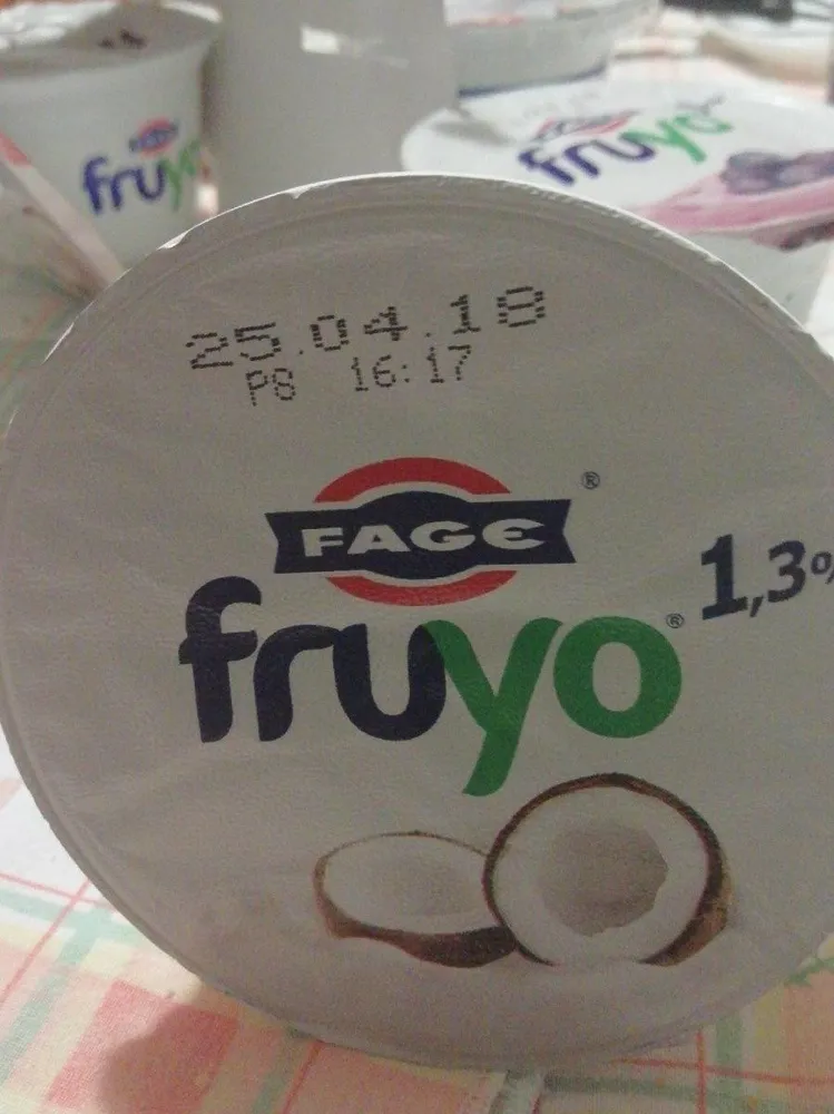 Fruyo con pezzi di cocco