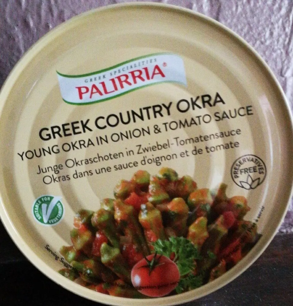 Green country okra (orkas dans uns sauce d'oignon et de tomate)