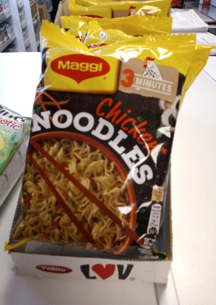Noodles chicken