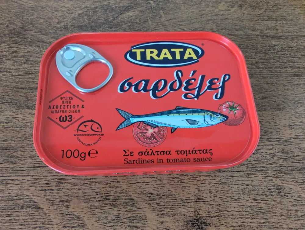 Σαρδέλες σε σάλτσα τομάτας