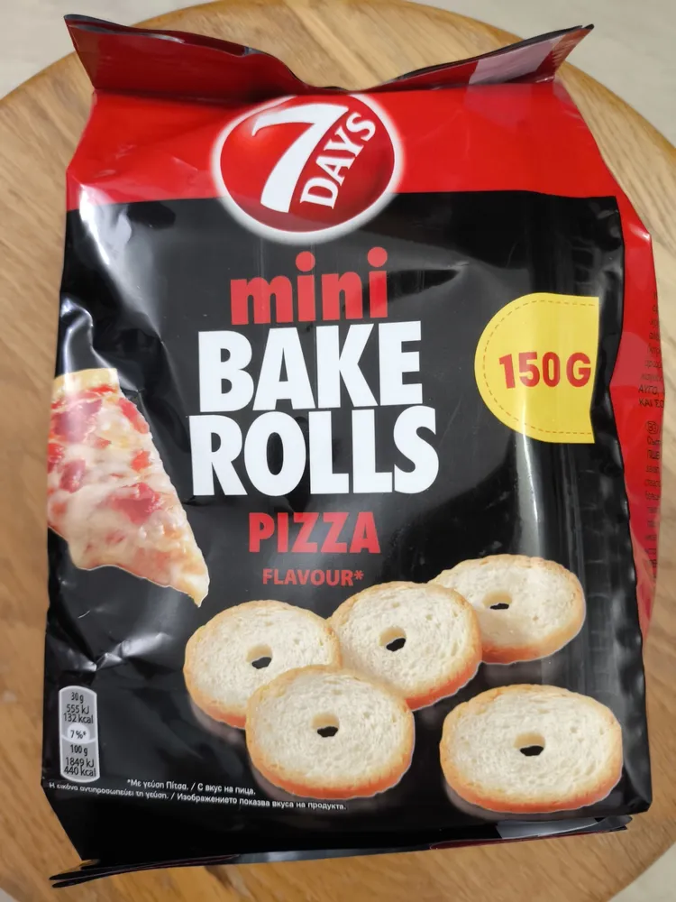 BAKE ROLLS PIZZA