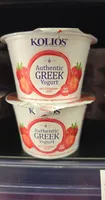 Yogurt greco stwraberry layer