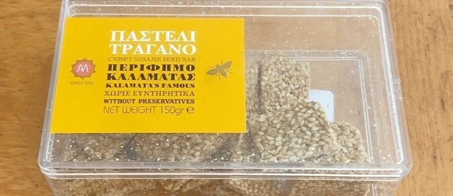 Crispy sesame seed bar