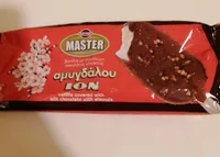 Master vanilla covered with milk chocolate with almonds