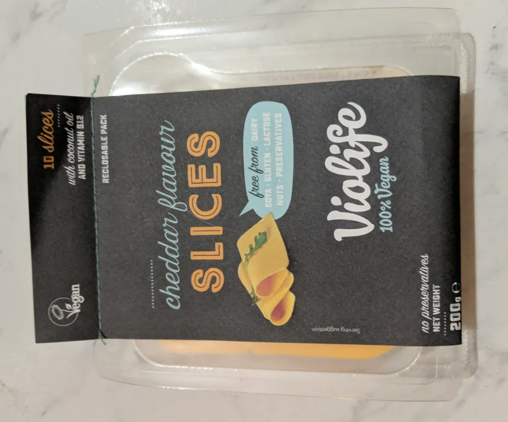 Cheddar flavour slices