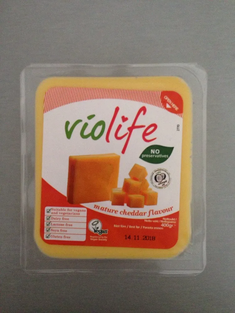 Mature cheddar flavour