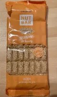 Nut bar sesame and honey