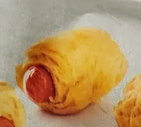 Mini Greek sausage rolls