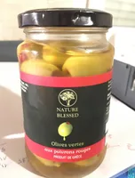 Olives vertes aux poivrons rouges