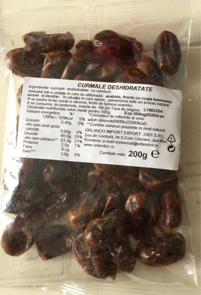 Dattes déshydratées avec noyau