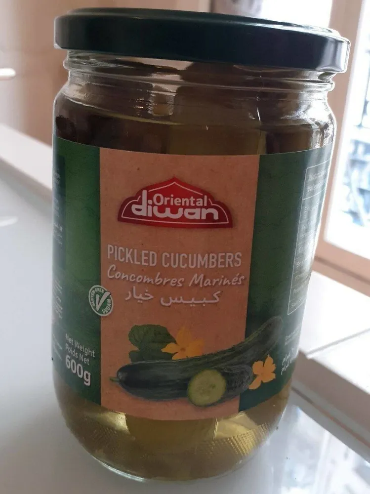 Concombres marinés