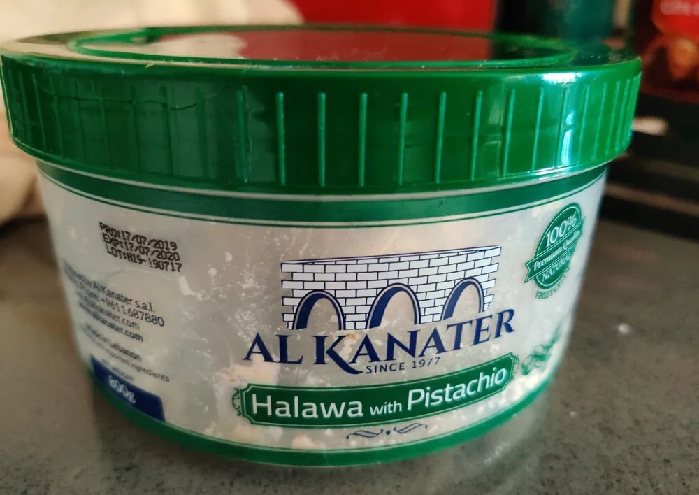 Halawa with pistachio