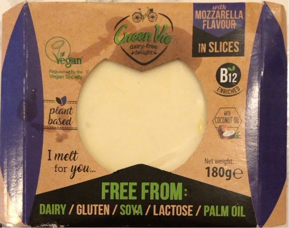 Slices with mozzarella flavour