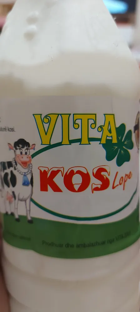 Cow yogurt Vita
