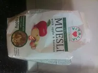 Crunchy muesli with apple & hazelnut