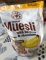 Crunchy muesli with banana & chocolate