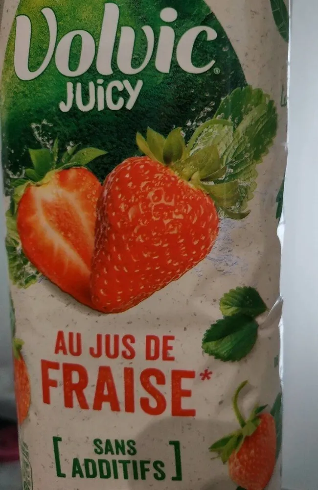 Volvic au jus de fraise