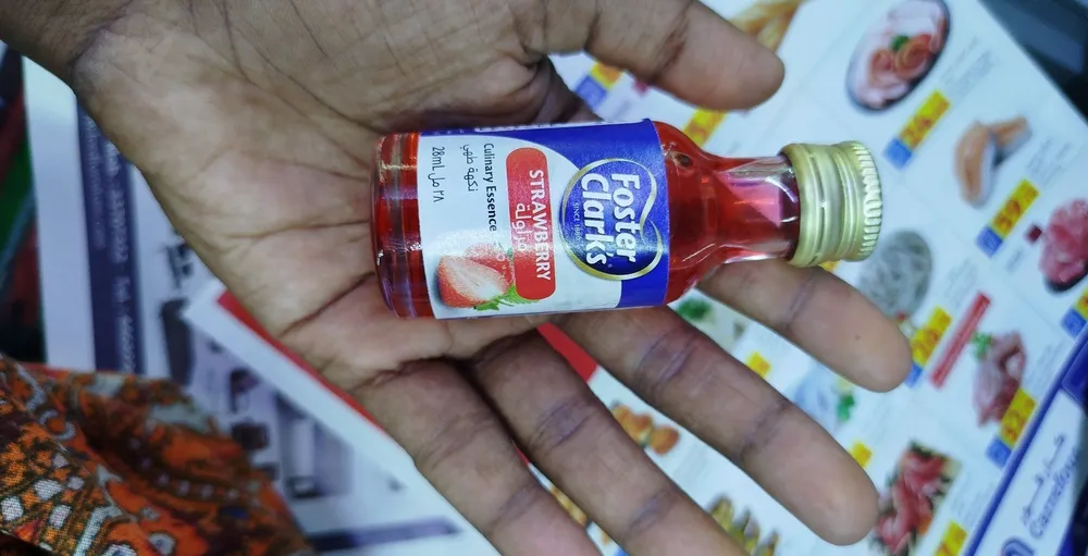 Foster Clarks Strawberry Essence