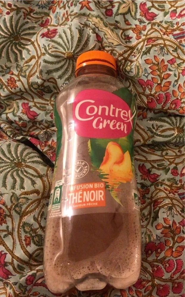 Thé noir infusion pêche