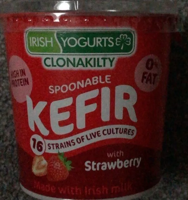 Spoonable kefir with strawberry