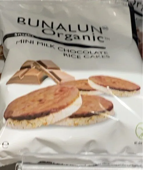 Mini milk chocolate rice cakes