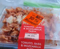 Tomato, Basil & Mozzarella Pasta