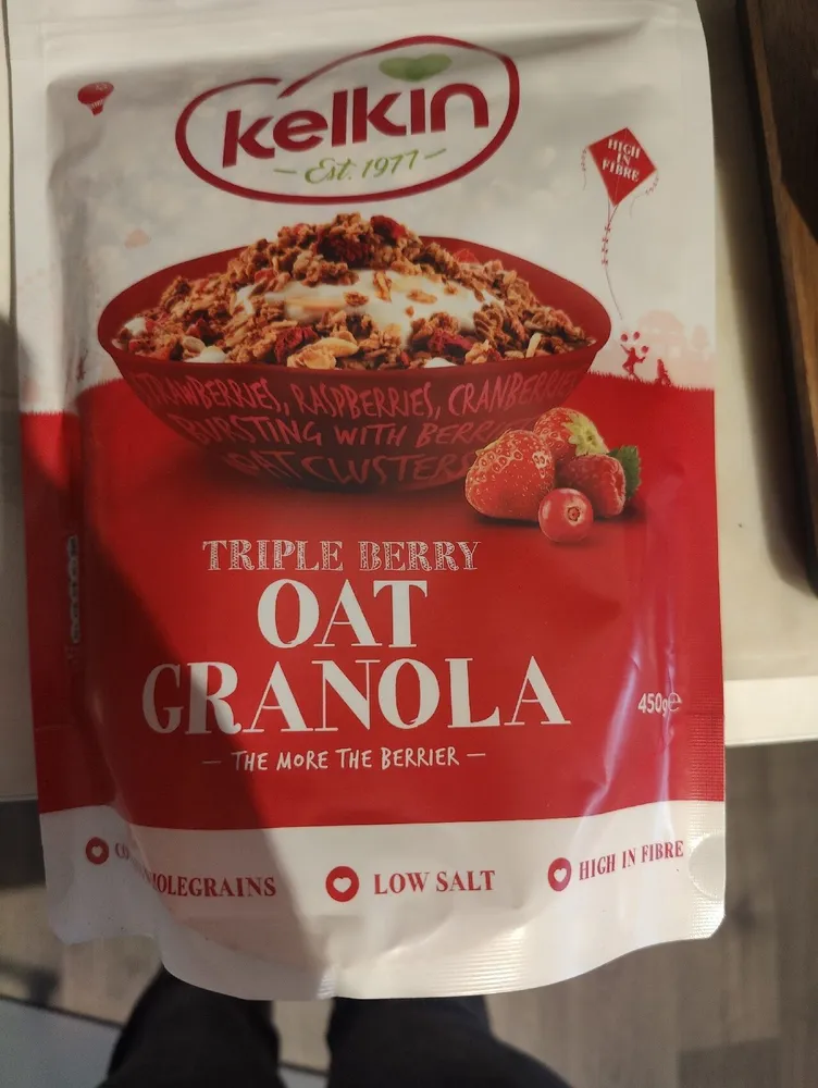 TRIPLE BERRY OAT GRANOLA