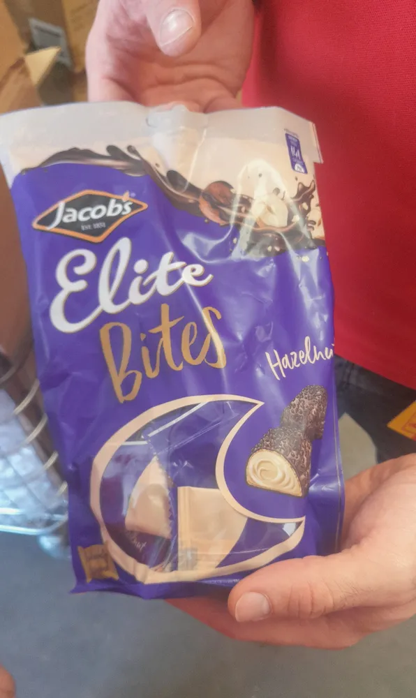 Elite bites hazelnut