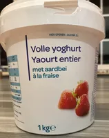 Yaourt entier à la fraise