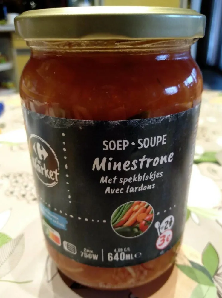 Soupe minestrone avec lardons.